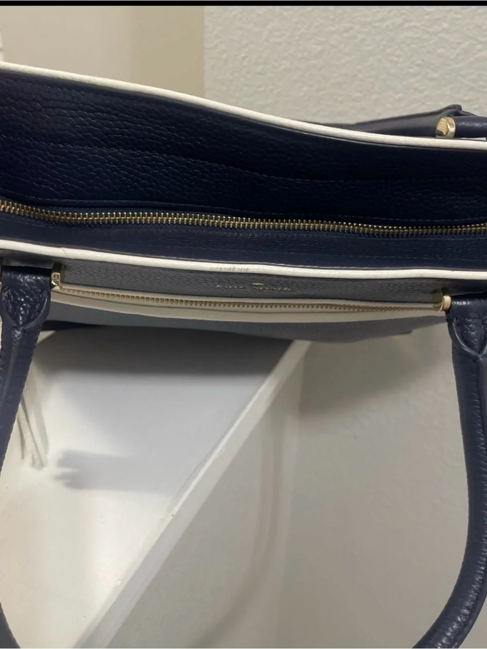 Kate Spade NY Pebbled Leather Chester Street Allyn Navy Satchel handbag tote